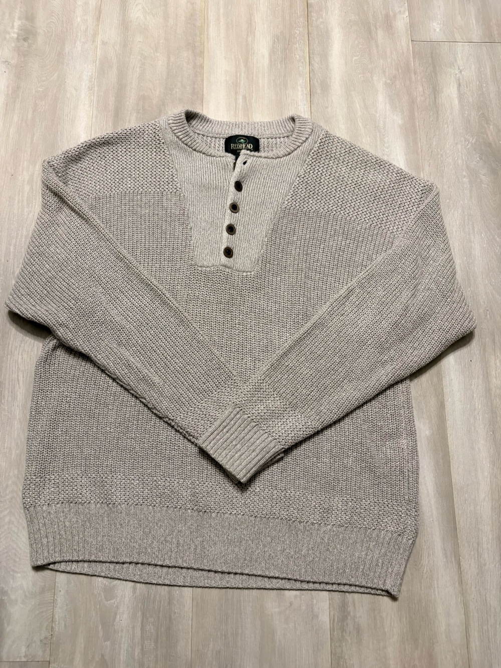 RedHead Men's Light Gray Crewneck Henley Sweater